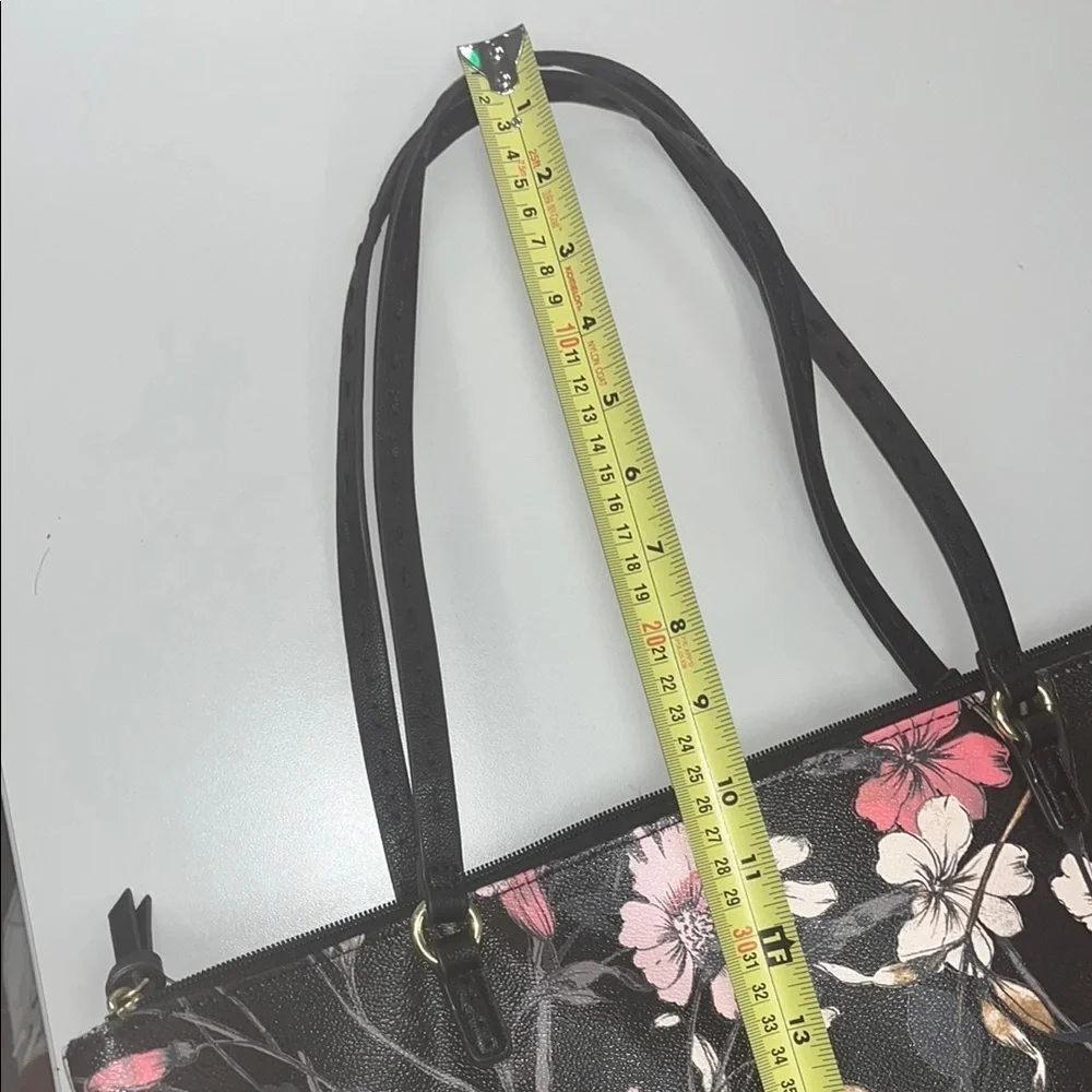 Liz Claiborne large Floral Black Tote Bag / preowned